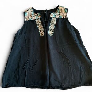 Forever 21 Black Native Embroidered Pattern Wide Strap Tank Top Size Small